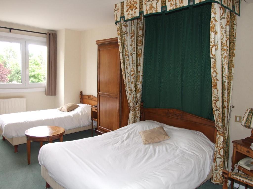 Le Prieure Hotel 3*