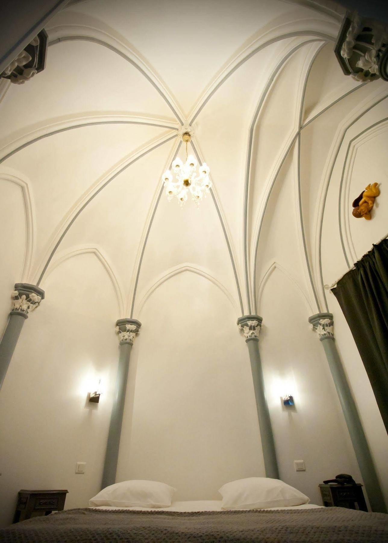 Le Prieure Hotel